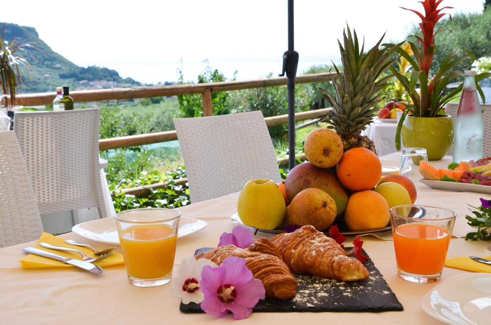 קוסטרמנו Relais Villa Olivi מראה חיצוני תמונה